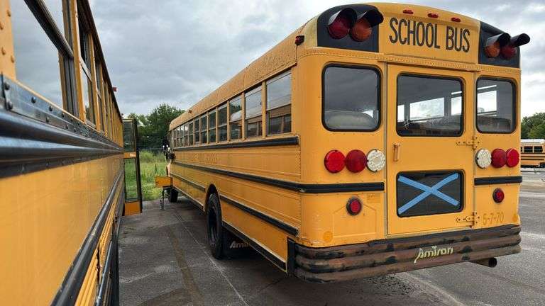 1999 AmTran CS3111 School Bus, 71 Seats, T444E Diesel-NON RUNNING- MSO and BILL OF SALE