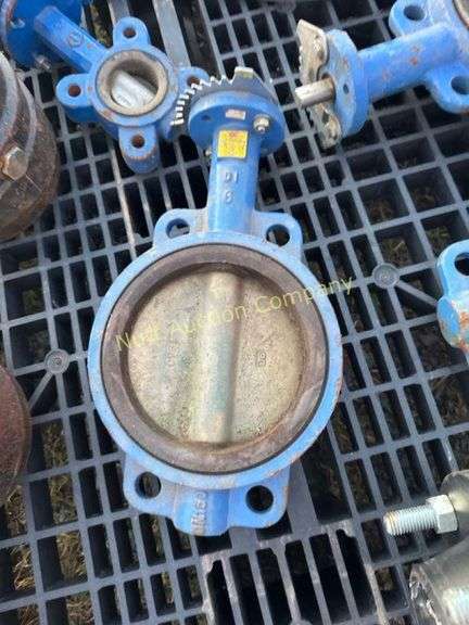 Various valves Pallet not included