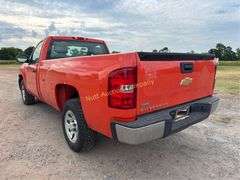 2011 Chevrolet Silverado 1500 Vin 1GCNCPE03BZ427581 Miles showing 241,262 Engine V8, 5.3