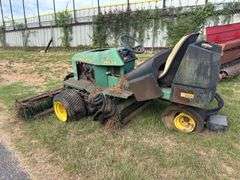 John Deere 2653A Riding Greens Mower, Diesel Engine, Hydrostatic. Condition unknown