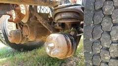 2007 Kenworth W900 Tractor Truck Vin 1XKWPBEX971206238 Engine Cat C15 diesel Truck will start and run but has transmission is