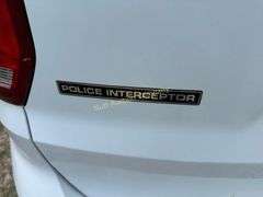 2016 Ford Explorer Police Interceptor AWD Vin 1FM5K8AR5GGB65664 Miles showing 73,303 Engine V6, 3.7