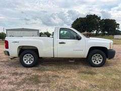 2012 Chevrolet Silverado 1500 4X4 Vin 1GCNKPEA1CZ308336 Miles showing UNKNOWN Engine V8, 4.8 AC fan not working. No dash ligh