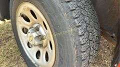 2012 Chevrolet Silverado 1500 Vin 1GCNCPE05CZ322826 Drivetrain 4x2 Miles showing 161,017 Engine V8, 5.3