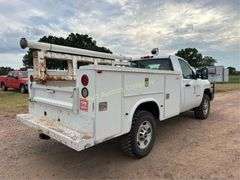 2013 Chevrolet Silverado 2500 4x4 Vin 1GB0KVCG1DZ359542 Miles showing 219,491 Engine V8, Votec 6000 Service Body, Ladder Rack