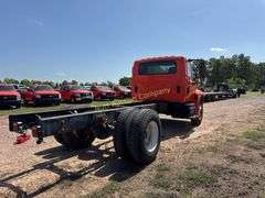 2005 International 4300 SBA 4x2 Vin 1HTMMAAN85H119173 Miles showing 56,986 Engine DT466 Maxxforce Eaton Fuller 6 speed transm