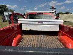 2007 Chevrolet Silverado 2500 HD Vin 1GCHC24K97E574580 Drivetrain 4x2 Miles showing 193,951 Engine V8, 6 Per seller, truck ha