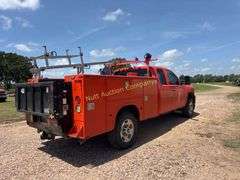 2013 Chevrolet Silverado 2500 HD Service Truck Vin 1GC2CVCG3DZ355879 Drivetrain 4x2 Miles showing 264,419 Engine V8, 6