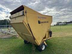 Gravely Pro Vac 1050 Lawn Vacuum Trailer, Robin Subaru Engine, 18 HP. Condition unknown