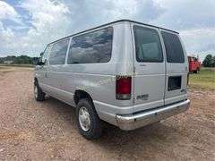 2008 Ford E350 E-Series Van Vin 1FBNE31L88DB45877 Miles showing 115,534 Engine V8, 5.4