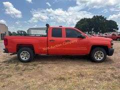 2014 Chevrolet Silverado 1500 Vin 1GCRCPEC1EZ335927 Drivetrain 4x2 Miles showing 223,461 Engine V8, 5.3 Automatic transmissio
