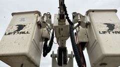 1991 Navistar International 4700 4x2 Bucket Truck, 3,468 Miles-NON RUNNING-w/TITLE