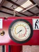 Coats 5040E Rim Clamp Tire Changer with Pedals and air gauge