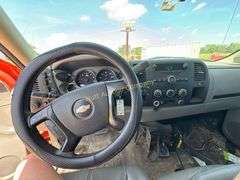 2013 Chevrolet Silverado 2500 HD Service Truck Vin 1GC2CVCG3DZ355879 Drivetrain 4x2 Miles showing 264,419 Engine V8, 6