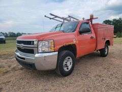 2010 Chevrolet Silverado 2500 Vin 1GB3CVBK0AF153609 Drivetrain 4x2 Miles showing 312,430 Engine V8, Vortec 6000 2WD, Utility 