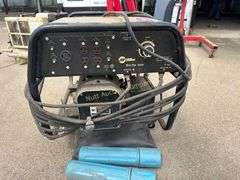 Miller Blue Star 6000 Welder Generator, Honda GX39 13 HP, 180A DC-CC Welder, 5500 Watts Continuous Output, 26.8 operational h