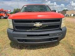 2010 Chevrolet Silverado 1500 Vin 1GCPCPE02AZ230398 Drivetrain 4x2 Engine V8, 5.3 Automatic transmission