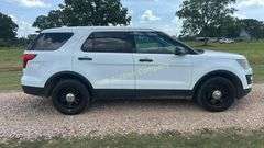 2017 Ford Explorer Police Interceptor AWD Vin 1FM5K8AR6HGC63202 Miles showing 86,874 Engine V6, 3.7