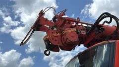 2009 International 7400 Utility Truck with Terex Vin 1HTMKAAR49H108069 Miles showing unknown Engine DT466, Maxxforce Digger D