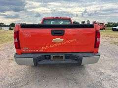 2011 Chevrolet Silverado 1500 Vin 1GCNCPE03BZ427581 Miles showing 241,262 Engine V8, 5.3