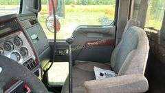 2007 Kenworth W900 Tractor Truck Vin 1XKWPBEX971206238 Engine Cat C15 diesel Truck will start and run but has transmission is