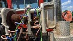 2007 Kenworth W900 Tractor Truck Vin 1XKWPBEX971206238 Engine Cat C15 diesel Truck will start and run but has transmission is