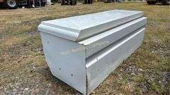 Weather Guard Truck Tool Box 655-3-01, Serial: 122