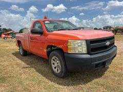 2007 Chevrolet Silverado 1500 Vin 1GCEC14007Z609334 Drivetrain 4x2 Miles showing 145,393 Engine V8, 5.3 Automatic transmissio