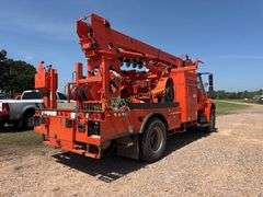 2009 International 4400 SBA 4x2 Utility Truck Vin 1HTMKAAR99H108066 Miles showing 125,888 Engine DT466 Maxxforce Terex boom,