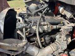 2009 International 4400 SBA 4x2 Bucket Truck, Hydraulic leak on bucket boom