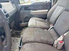 2009 Ford F-150 Vin 1FTRF12W49KB89542 Drivetrain 4x2 Miles showing 169,123 Engine V8, 4.6 Automatic transmission
