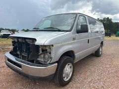 2008 Ford E350 E-Series Van Vin 1FBNE31L88DB45877 Miles showing 115,534 Engine V8, 5.4