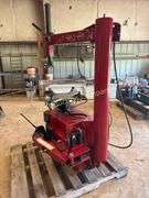 Coats 5040E Rim Clamp Tire Changer with Pedals and air gauge