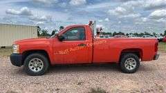 2008 Chevrolet Silverado 1500 Vin 1GCEC14028Z178903 Drivetrain 4x2 Miles showing 154,738 Engine V8, 5.3