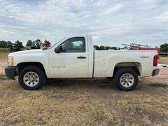 2011 Chevrolet Silverado 1500 4x4 Vin 1GCNKPEA0BZ138193 Miles showing 128,639 Engine V8, 4.8 Automatic transmission