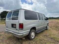 2009 Ford E350 E-Series Van Vin 1FBNE31L09DA27629 Engine V8, 5.4 12 passenger, automatic transmission