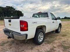 2012 Chevrolet Silverado 1500 4X4 Vin 1GCNKPEA1CZ308336 Miles showing UNKNOWN Engine V8, 4.8 AC fan not working. No dash ligh
