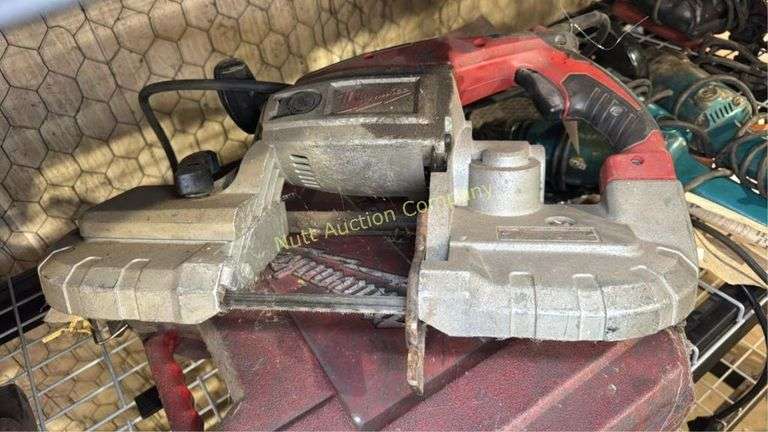 Milwaukee 6236N Portable Band Saw