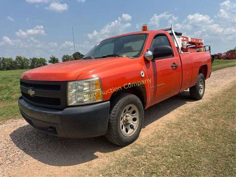 2007 Chevrolet Silverado 1500 Vin 1GCEC14057Z607823 Drivetrain 4X2 Miles showing 164,503 Engine V8, 5.3