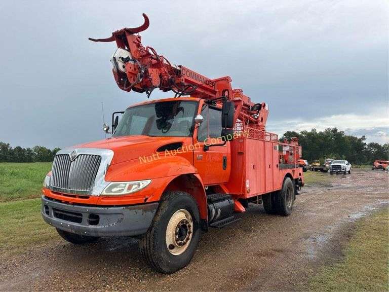 2005 International 4400 SBA 4x2 Engine DT466 -  PTO would not engage