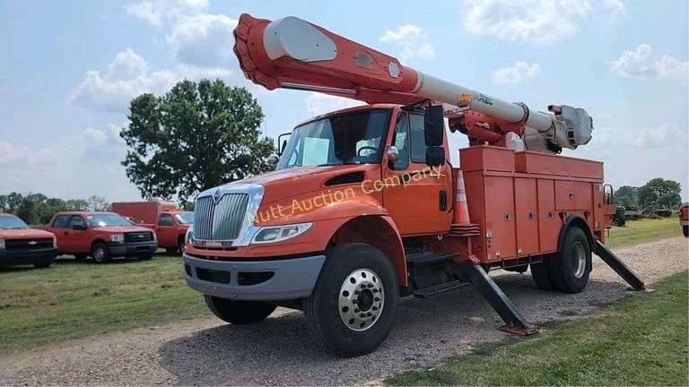 2010 International 4400 SBA 4x2 Vin 1HTMKAARAH276583 Miles showing 151,094 Engine MaxxForce 7.6