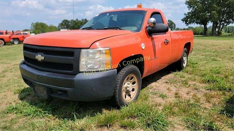 2008 Chevrolet Silverado 1500 Vin 1GCEC14028Z178691 Drivetrain 4x2 Engine V8, 5.3 NON-RUNNING