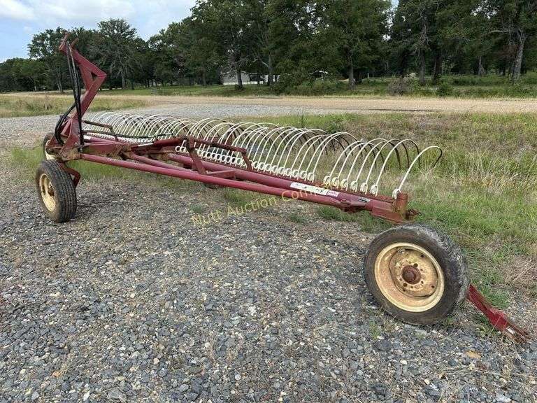 Rowse Dump Hay Rake