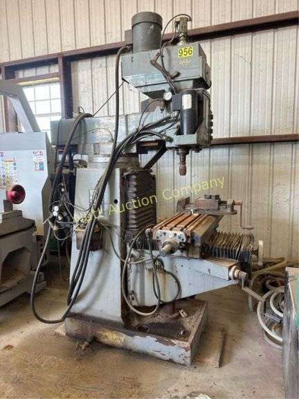 Supermax YCM-40 CNC Milling Machine, 1982, SR# 91252, Fanuc Control