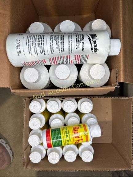 Milwaukee Hawg Wash Cooling/Lubrication Concentrate, 16 fl oz Bottles. Cutting fluid