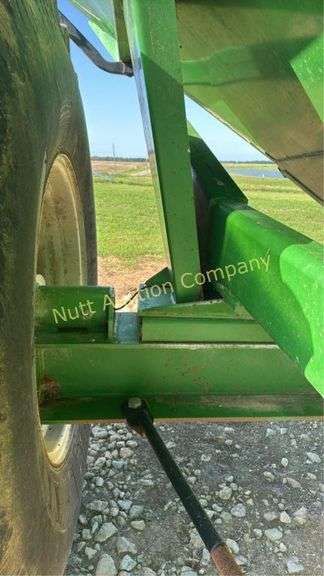 Parker 838 Grain Cart, 850 Bushel Capacity, PTO 1000 RPM