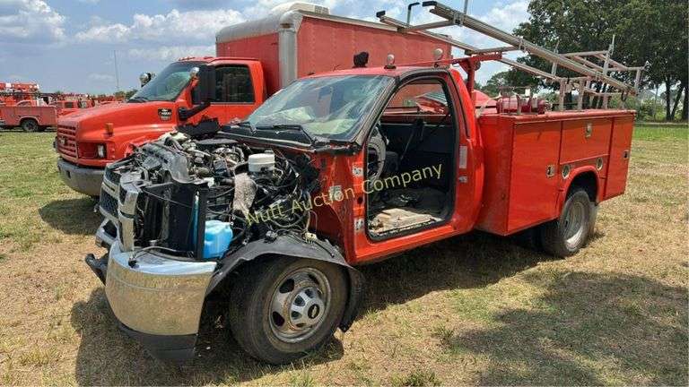 2013 Chevrolet 3500 HD Diesel Service Truck NON-RUNNING
