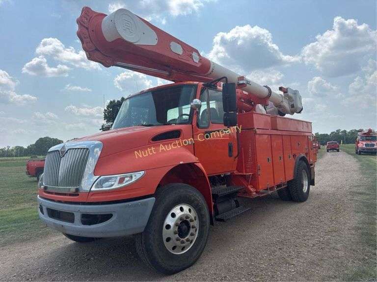 2009 International 4400 SBA 4x2 Vin 1HTMKAAR89H108057 Miles showing 160,224 Engine MaxxForce 7.6