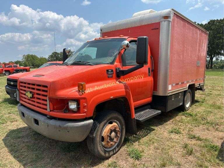 2009 Chevrolet C4500 Box Truck Vin 1GBE4C1929F407857 Drivetrain 4x2 Miles showing unknown Engine 6.6L Duramax diesel