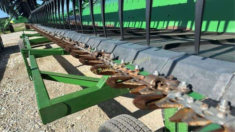 John Deere 740FD HydraFlex Draper, 36 ft Cutting W